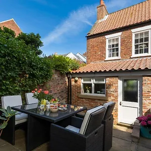  Holiday home Cobble